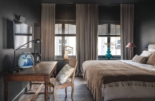 Luxury room with en suite bathroom - The Safe
