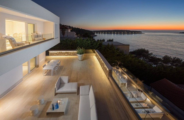 Luxury Seafront Villa Primosten Glamour with private pool, sauna and gym at the beach in Primosten
