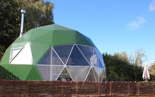 Luxury Star Gazing Dome 3 PLUTO with Cozy log burner