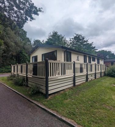 LUXURY STUNNING SENSATION LODGE ON 5 STAR SHOREFIELD COUNTRY PARK New Forest ENTERTAINMENT AND LEISURE PASSES INCLUDED