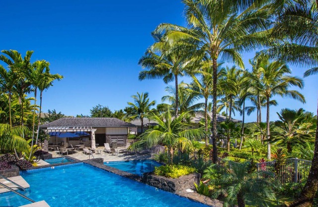 Luxury Townhome w/ Resort Pool/Spa, AC & Mountain Views: Kai Naia Hale