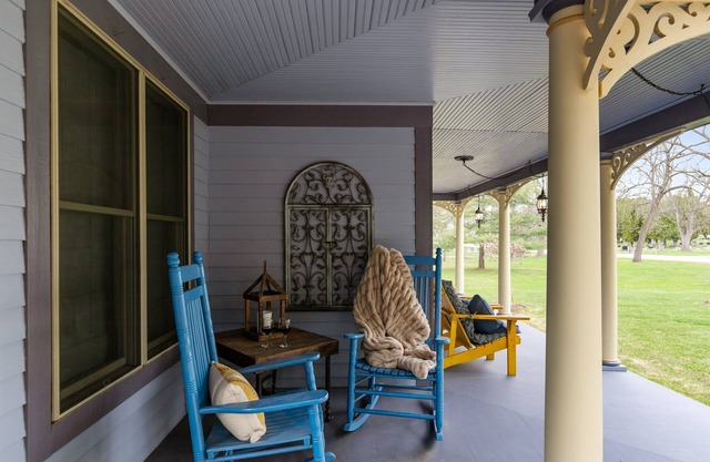 Luxury Vibes Green Lake Games & Cozy Fires