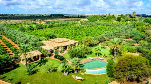 Luxury Villa Silene Con Piscina Salata e Ampio Giardino a Castelvetrano Selinunte, Sicilia