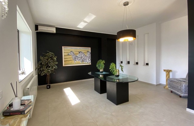Luxury villa between Catania, Etna and Taormina. 5 minutes from Etnaland