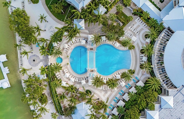 Luxury Villa by the Ocean | Pool & Resort