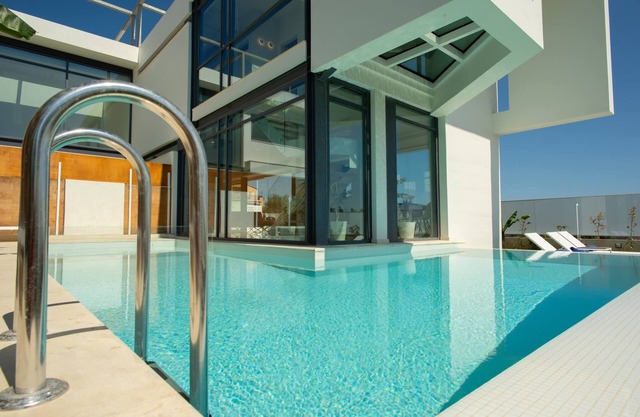 Luxury Villa Glass - 200 Meters From The Beach no6
