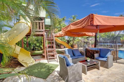 Luxury Villa Heated Pool Hot Tub Playground