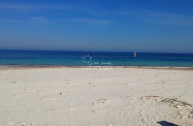 Luxury villa in chott mariem