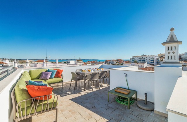 Luxury Villa in Lagos Downtown | Terrace | WIFI