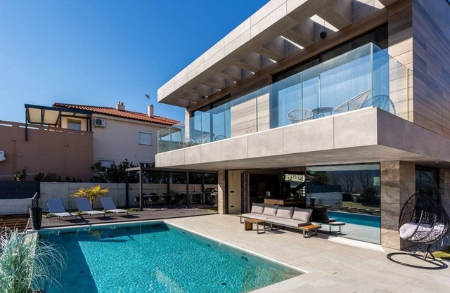 Luxury villa with a swimming pool Baška, Krk (K-19533)