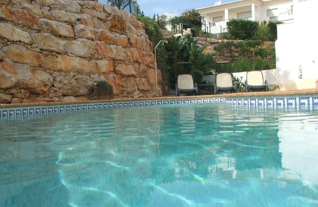 Luxury Villa with swimming pool, air con, close to beach, marina/town