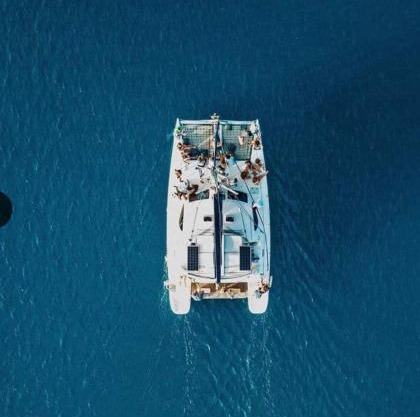 Luxury Yacht or Catamaran