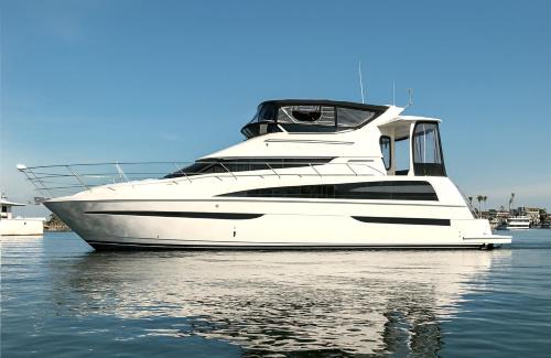 Luxury Yacht SAFIYAH