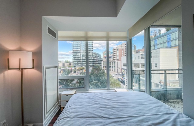 Luxury Yorkville Condo (2 Bedroom)