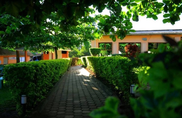 Lyden Cottages