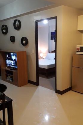 M&P’s Place Manhattan Heights Araneta City Cubao