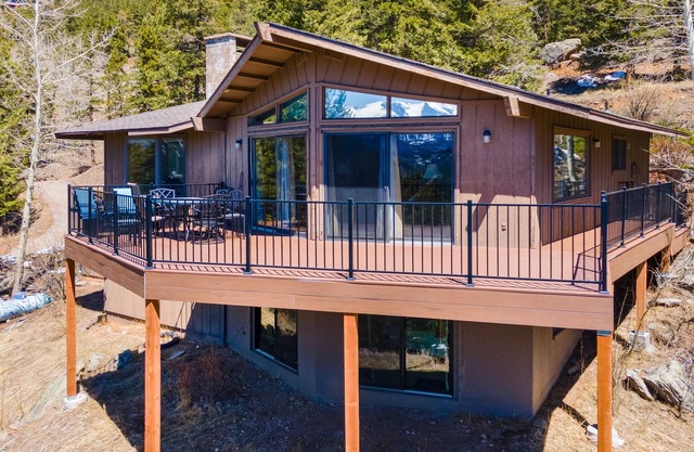 Macmillan Vacation Home at Windcliff