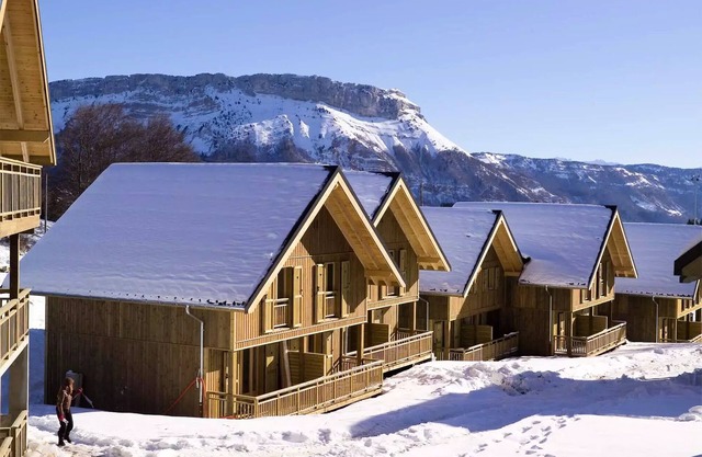 Madame Vacances Les Chalets du Berger * Residence - 2 Room Apartment 4 People