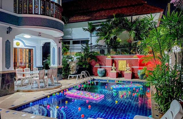 Madee Villa - Pattaya Holiday House Walking Street