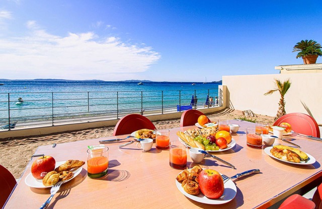 Magic flat on Cavalière beach by SELECTsoHOME