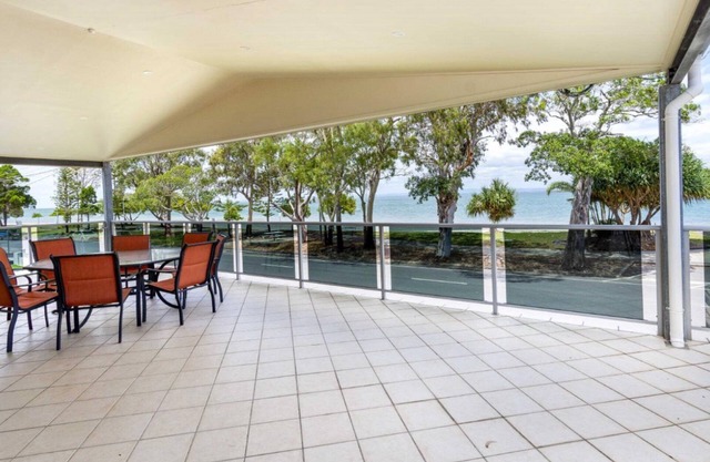 Magical holiday home - Welsby Pde, Bongaree