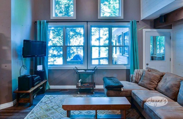 MAGICAL LAKE MUSKOKA PROPERTY, 640" LAKE FRONTAGE