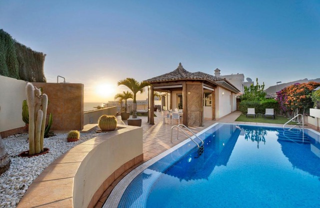 Magnifica Villa Happy Holidays con piscina en los Gigantes