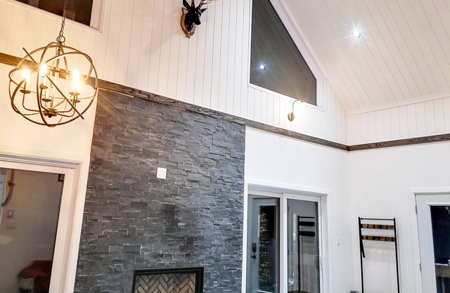Magnificent New Cottage for Rent - Near St-Sauveur