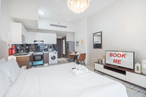 Magnificent and Elegant Studio in Al Barsha South