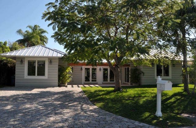 Magnificent Furnished Home In A Spectacular Island Location