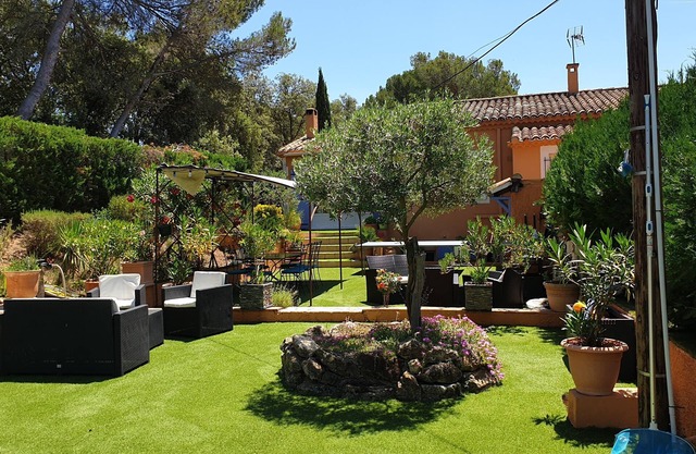 Magnificent Gîtes 8 people Luberon Provence