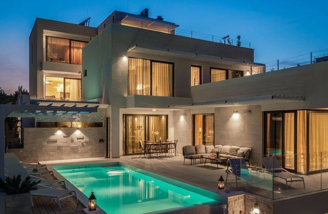 Magnificent Murter Villa | Villa Royal | 4 Bedrooms | Sea Views & Private Pool.