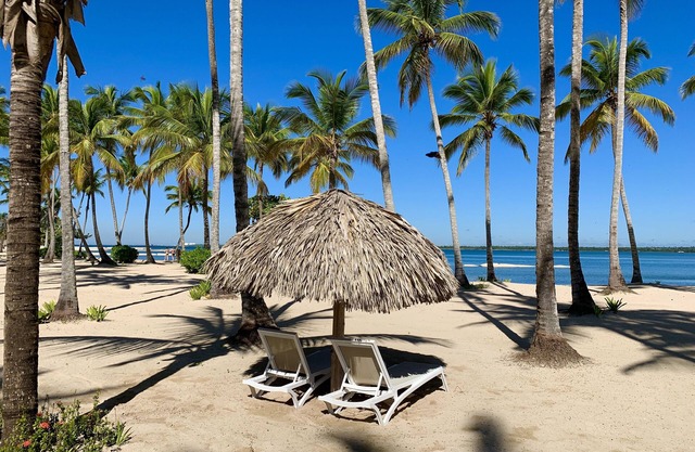 MAGNIFIQUE BEACHWALK CONDO IN NUEVA ROMANA RESORT