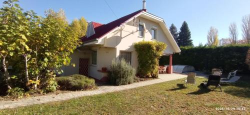 Magyar Tenger Pihenőház, 4-8 főre Balatonakarattya