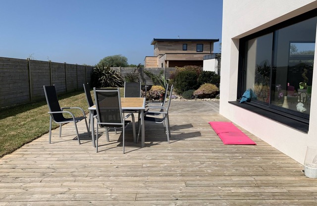 Maison Moderne à 300 Mètres des Plages