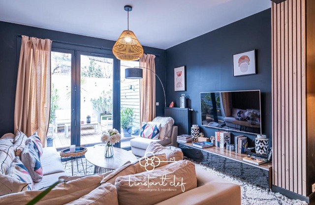Maison avec terrasse parfaite pour les 24H et GP Moto