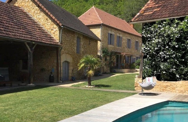 Maison Azua - Beautiful stone village house with private heated pool and garden