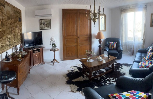 Maison de Campagne Dans un Petit Village du Périgord Proche de Lieux Historiques