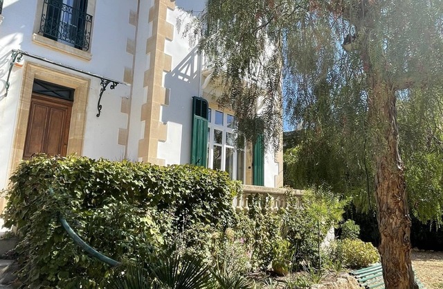 Maison de Charme Avec Piscine, Proche de la mer et du Parc des Calanques