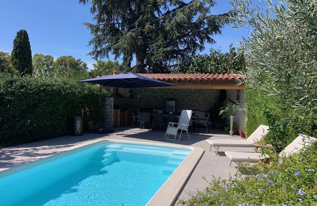 Maison Entre Mer et Terres Provençales Avec Pull House-piscine-jardin Arboré