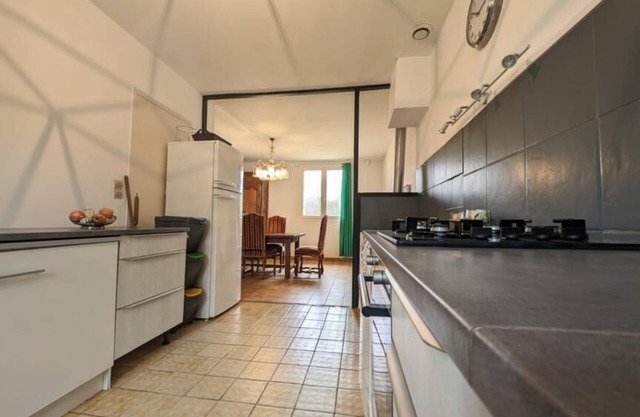 Maison Dans le Perche - Vue sur un Étang