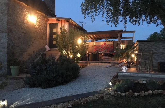 Maison familiale traditionnelle périgourdine. Au calme en pleine nature