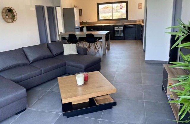 Maison Plain-pied 6 Couchages, Terrasse et Piscine