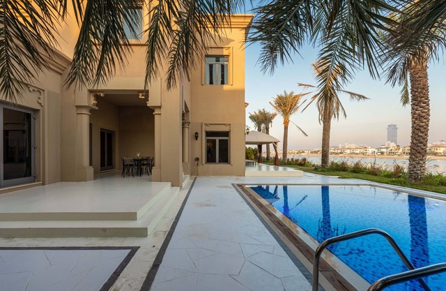 Maison Privee - Exclusive Villa w/Private Pool, Garden & Beach