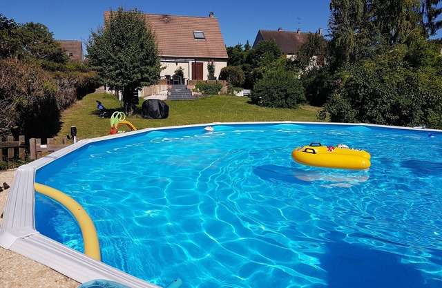 Maison vue Seine-jardin 1400m2 -piscine Chauffée-5 Chambres-2 Cuisines