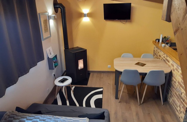 Maisonnette au Calme Avec Terrasse Individuelle