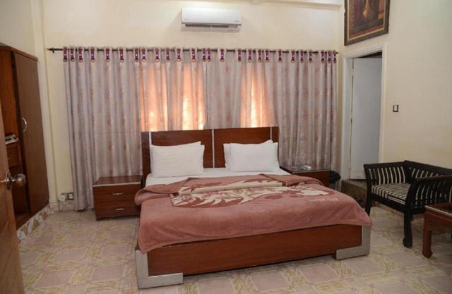 Majestic Lodges Guest House Islamabad