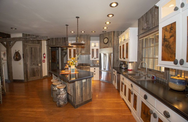 Make Great Memories - Easy Mountain Living, Private & Quiet, 5 Miles From Town