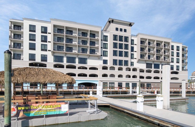 Making The Best Memories Along The Way! 4 Comfortable Units, Near Beach Walk