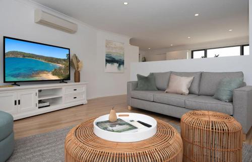 Maloneys Beach Views 3 Bed Home